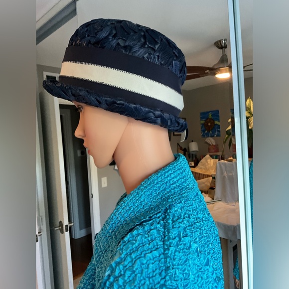 Antique straw pillbox hat - Picture 3 of 9